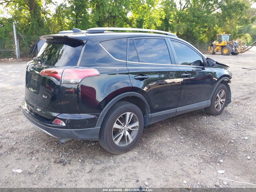 2017 TOYOTA RAV4 auction photo 4