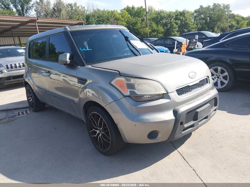 2011 KIA SOUL +