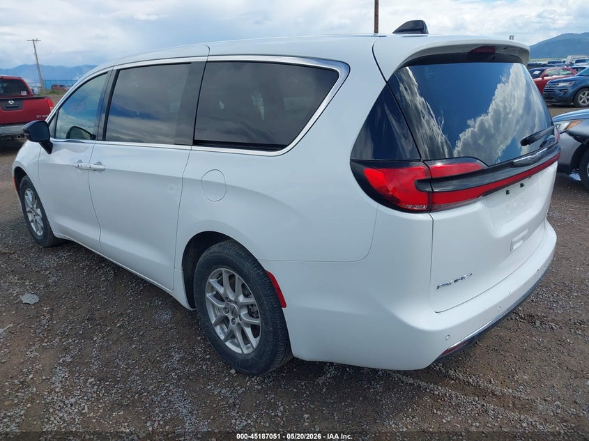 2024 Chrysler Pacifica 3.6 Touring L white Lot 111045187051 Vin 2C4RC1BG2RR167686