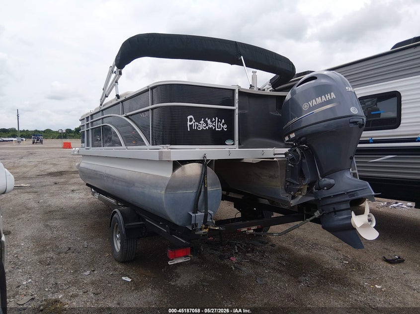 2018 BENNINGTON OTHER auction photo 3