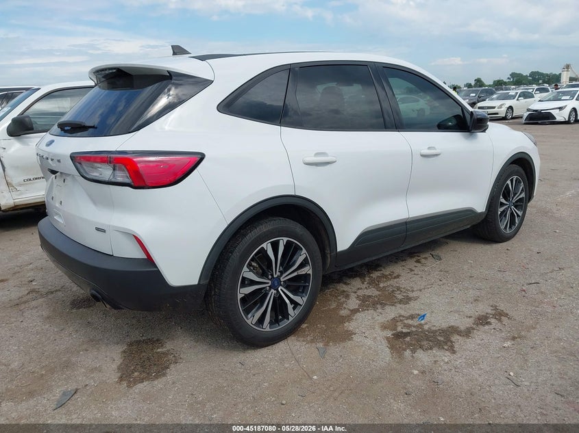 2022 FORD ESCAPE auction photo 4
