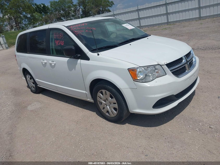 Vin: 2c4rdgbg1jr148065, lot: 45684795, dodge grand caravan se 2018 img_1