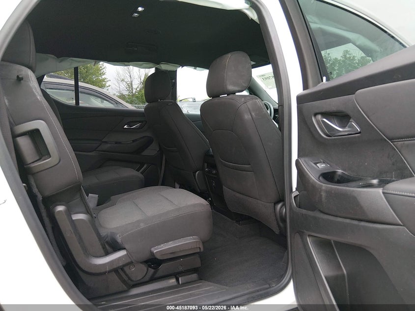 2023 CHEVROLET TRAVERSE auction photo 8