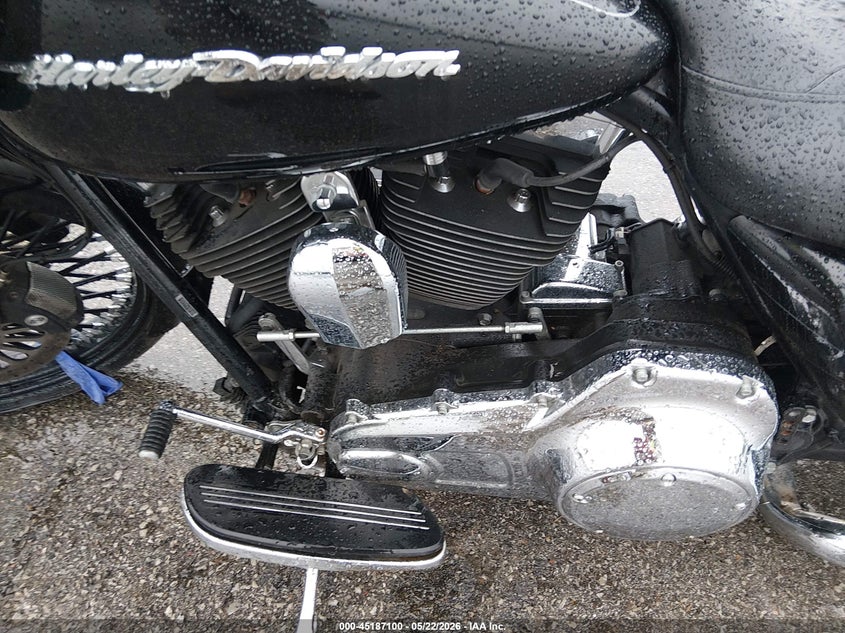 2015 Harley-Davidson Fltrxs Road Glide Special VIN: 1HD1KTM11FB639454 Lot: 45187100