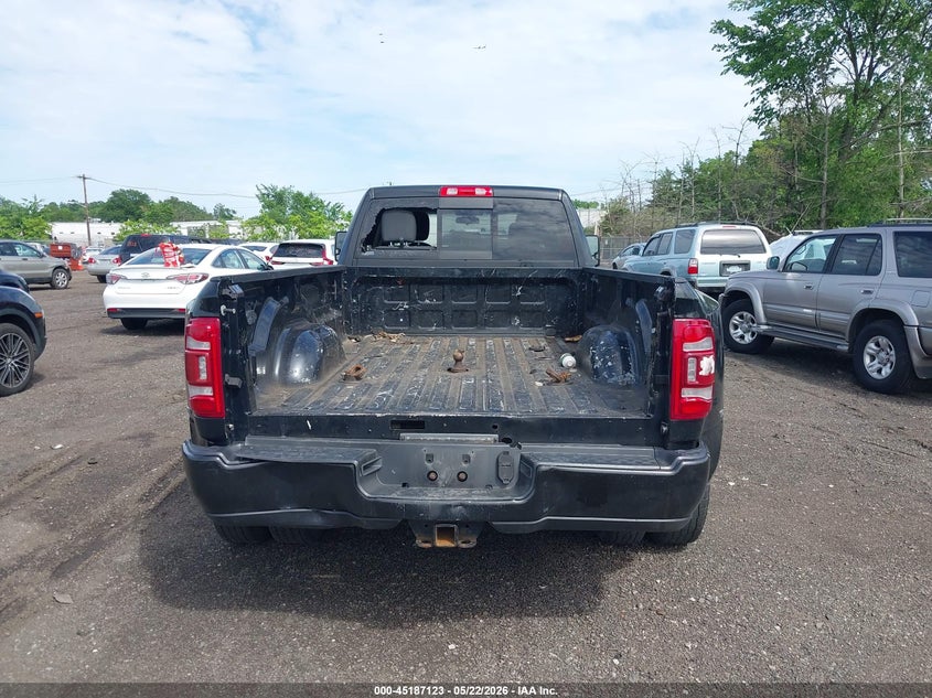 2020 Ram 3500 Tradesman 4X4 8' Box VIN: 3C63RRGL2LG236129 Lot: 45187123