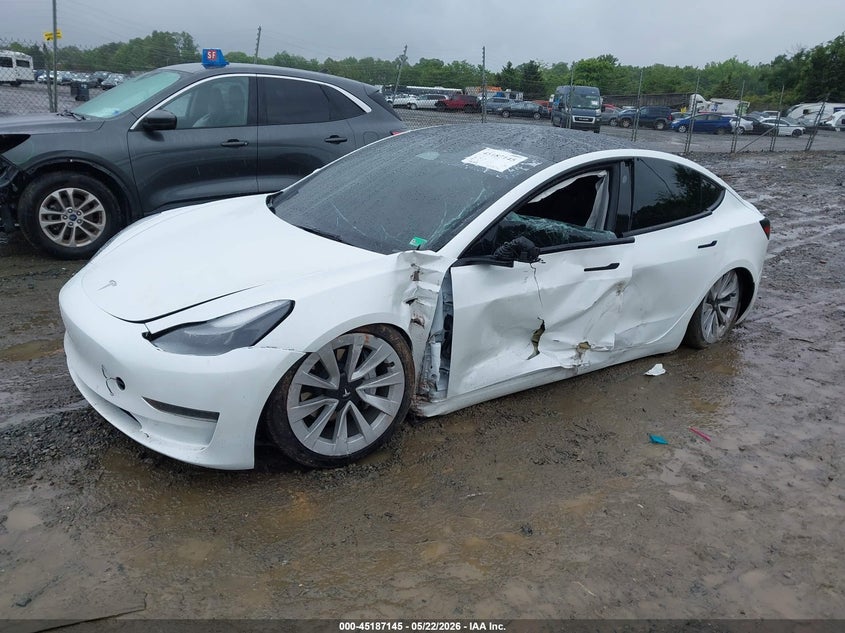 Vin: 5yj3e1eaxpf413643, lot: 45684857, tesla model 3 rear-wheel drive 20232