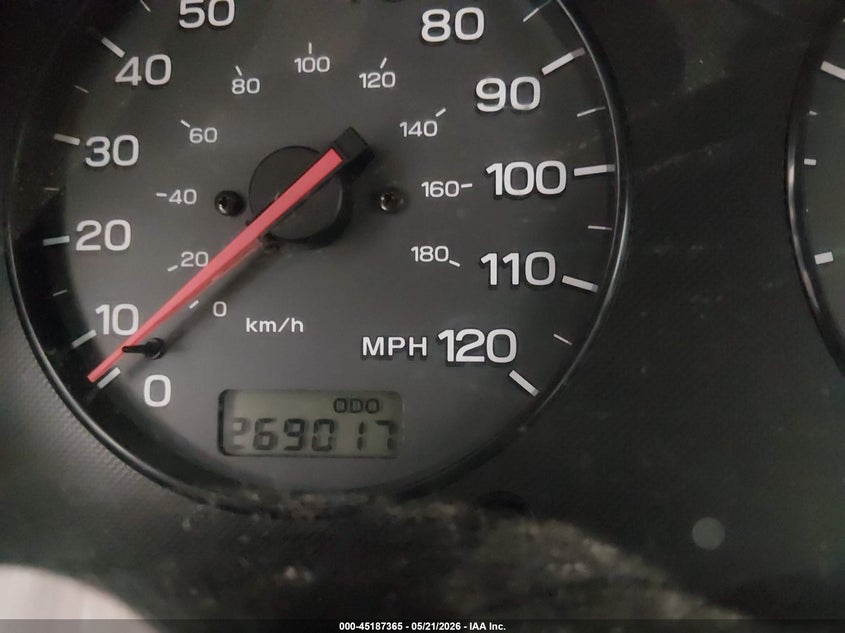 2000 Subaru Legacy L VIN: 4S3BE6355Y6215872 Lot: 45187365