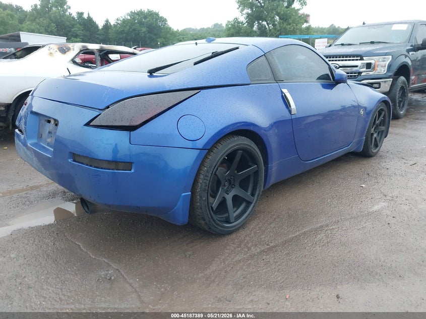 2006 NISSAN 350Z