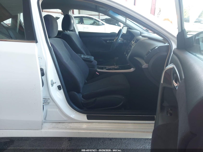 2013 NISSAN ALTIMA auction photo 5