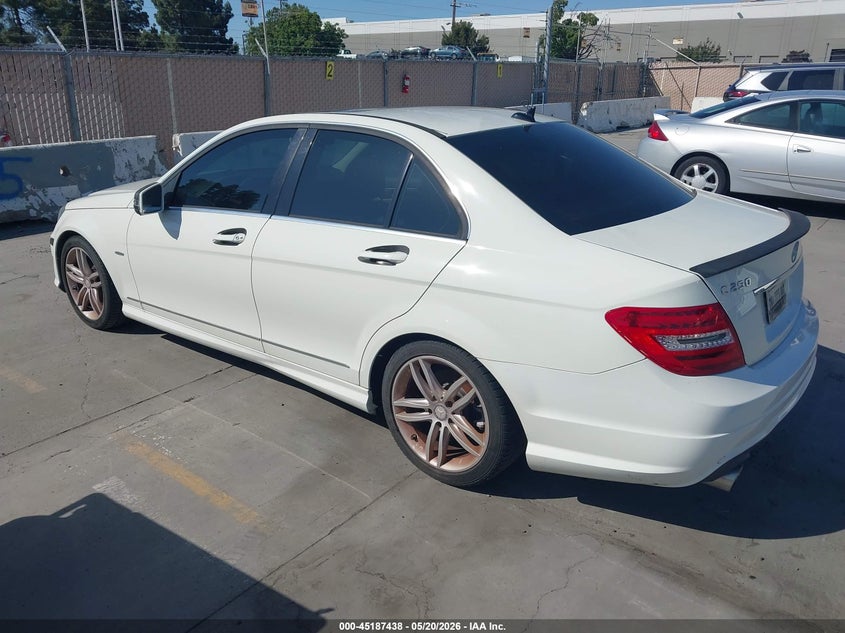 2012 Mercedes-benz 1.8 C 250 Luxury Sport white Lot 111045187438 Vin WDDGF4HB6CA630538