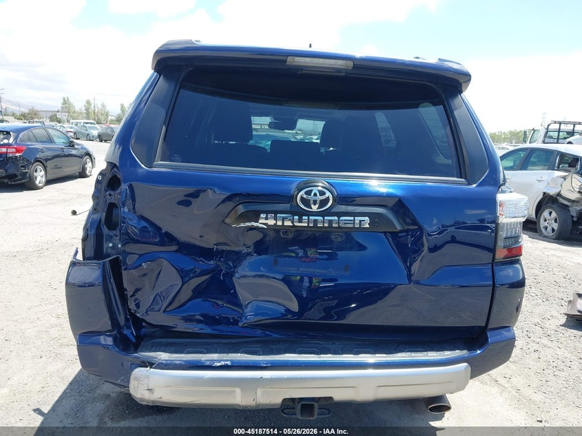 2020 Toyota 4Runner Trd Off Road Premium VIN: JTEBU5JR2L5831560 Lot: 45187514