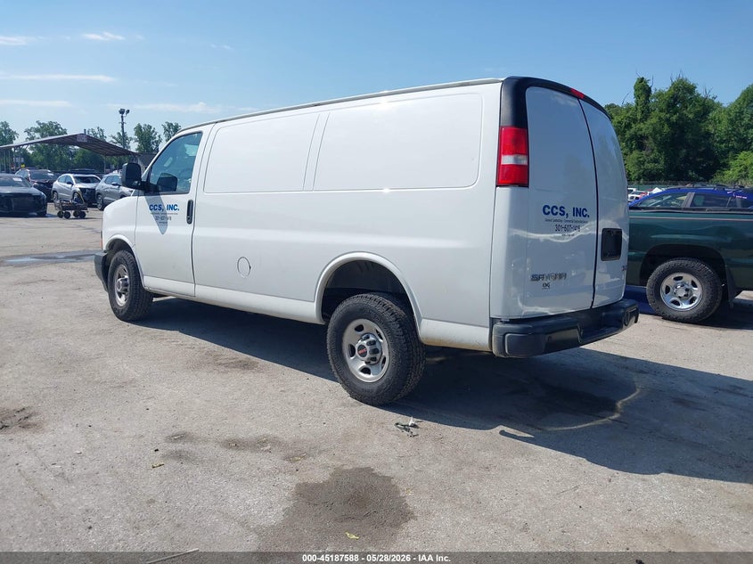 2018 GMC SAVANA 2500 auction photo 3