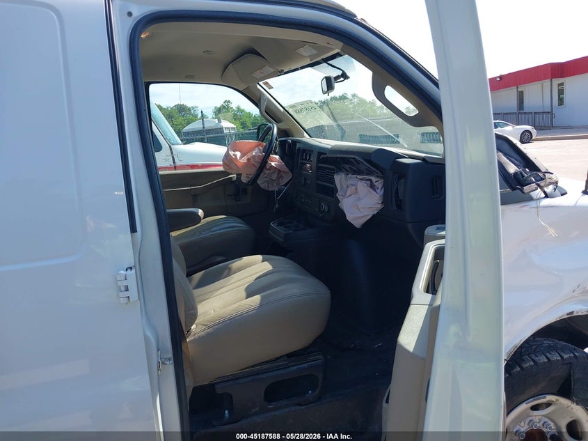 2018 GMC SAVANA 2500 auction photo 5