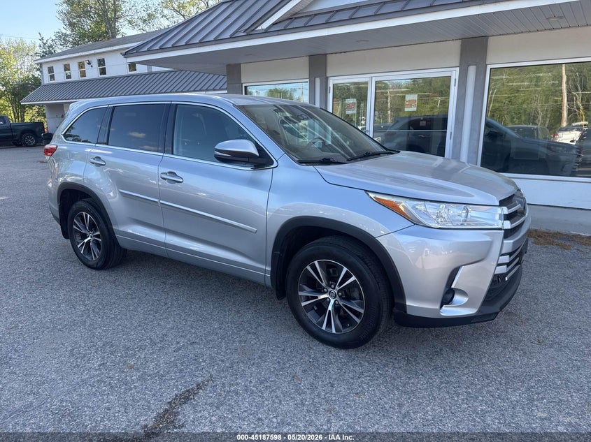 2018 TOYOTA HIGHLANDER LE