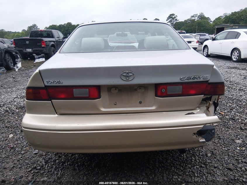 1999 Toyota Camry Le VIN: 4T1BG22K6XU397677 Lot: 45187600