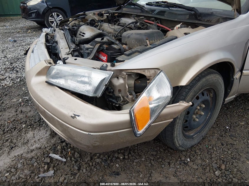 1999 Toyota Camry Le VIN: 4T1BG22K6XU397677 Lot: 45187600