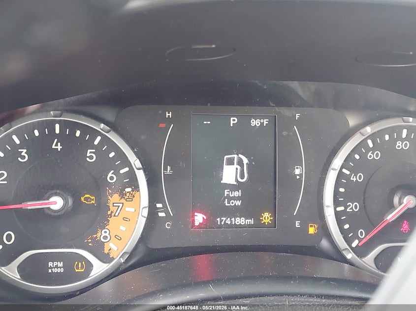 JEEP RENEGADE 2015 VIN ZACCJABT2FPB83069