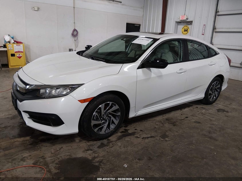 2018 HONDA CIVIC auction photo 2
