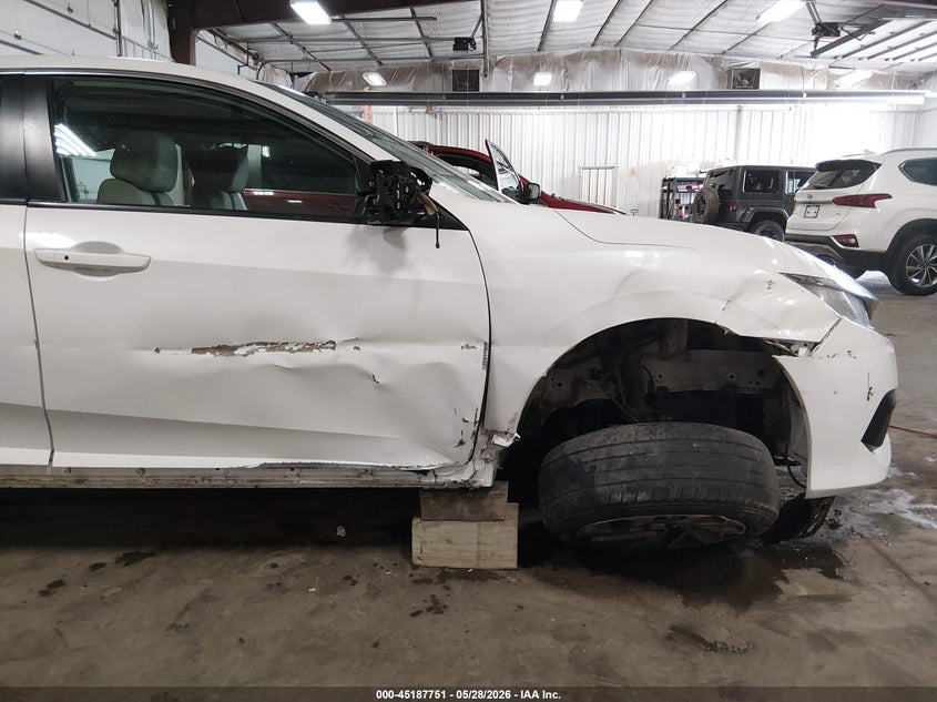 2018 HONDA CIVIC auction photo 6