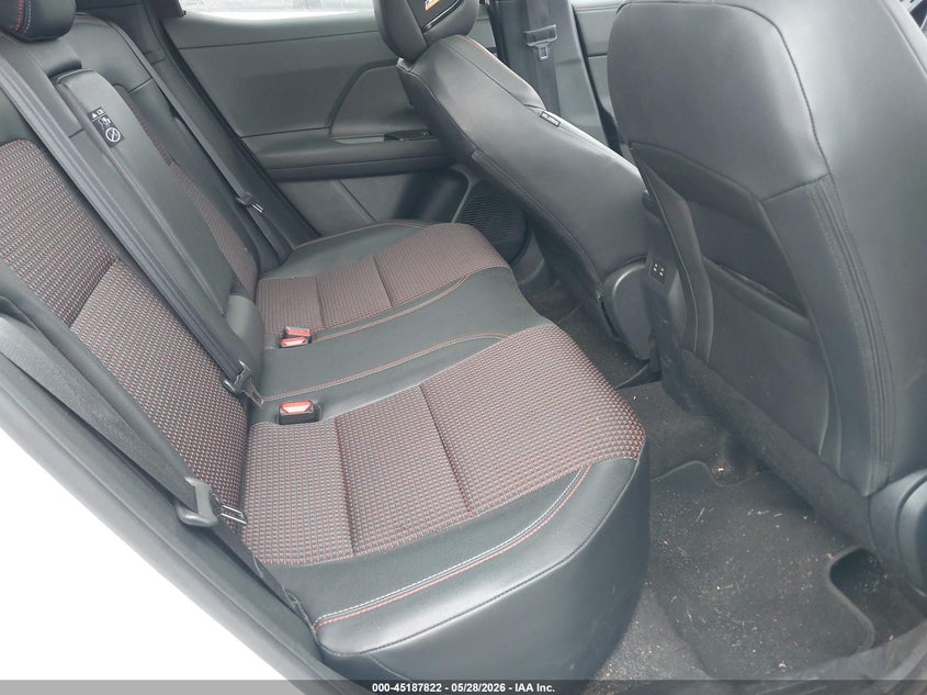 VIN 3N8AP6DD6TL338532 2026 NISSAN KICKS SR