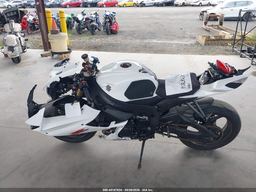 2011 Suzuki Gsx750 VIN: JS1GR7MA9B2101958 Lot: 45187824