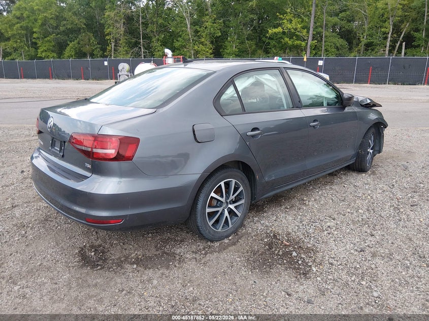 2016 VOLKSWAGEN JETTA auction photo 4
