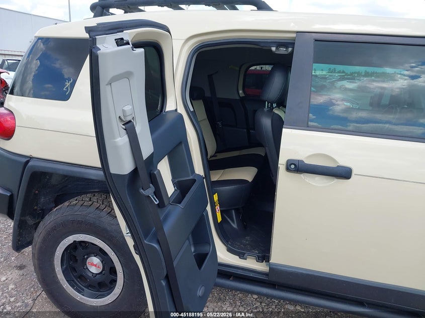 2010 Toyota Fj Cruiser VIN: JTEBU4BF8AK093812 Lot: 45188195