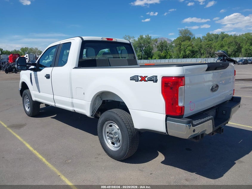 AtlanticExpress - Ford F-250