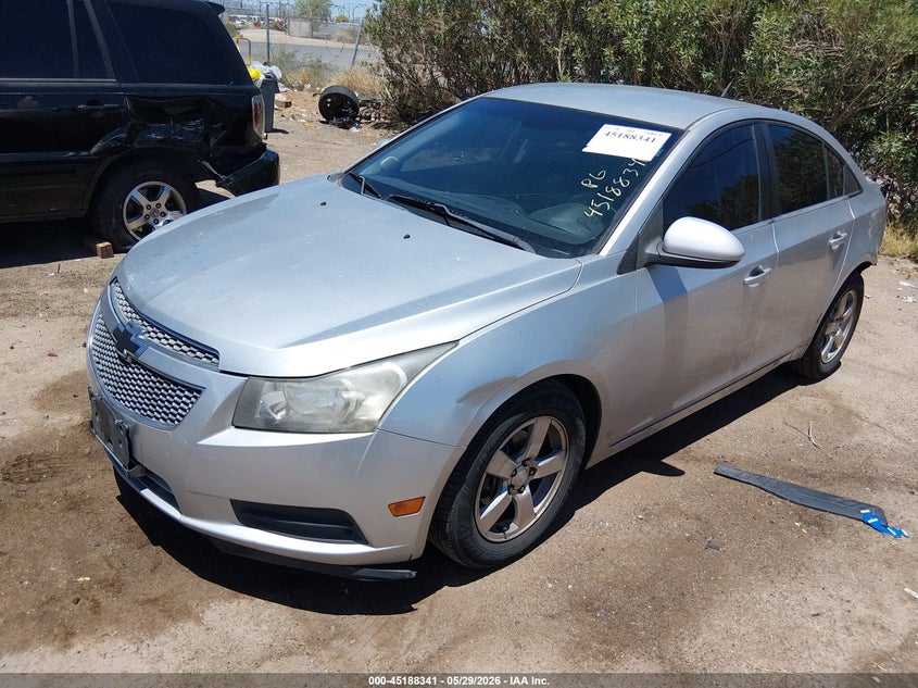 2013 CHEVROLET CRUZE auction photo 2