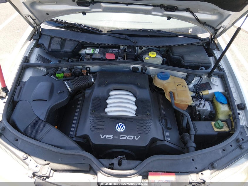 2001 Volkswagen Passat Glx VIN: WVWBH63B01P009419 Lot: 45188349