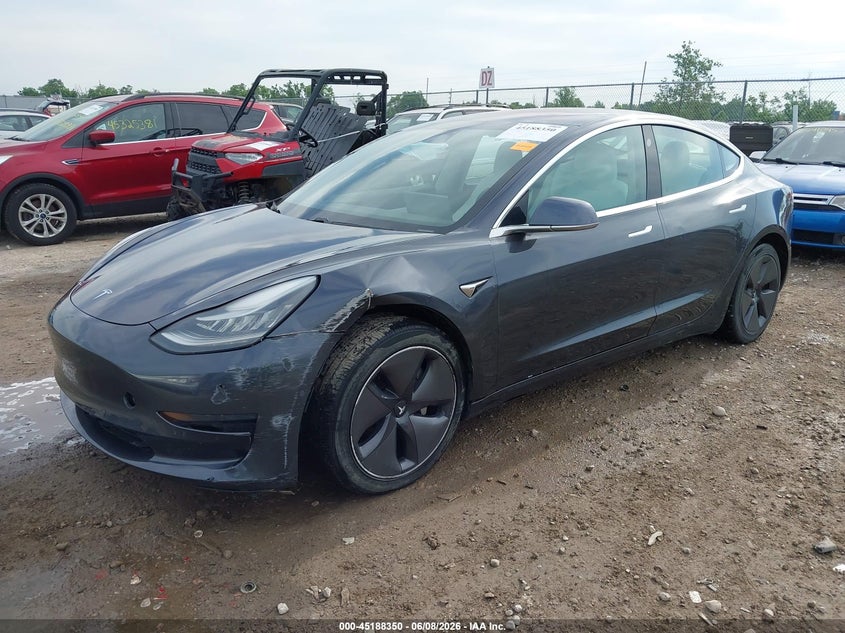 Vin: 5yj3e1ea0jf028051, lot: 45686062, tesla model 3 long range/mid range 20182