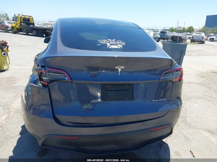 2023 TESLA MODEL Y ELECTRIC(VIN: 7SAYGDEE6PF926881