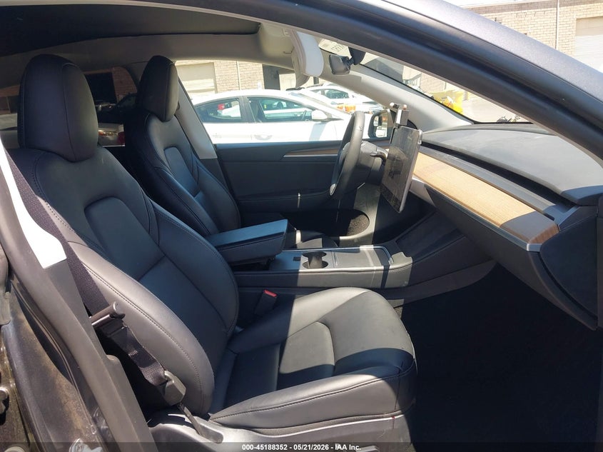 2023 TESLA MODEL Y ELECTRIC(VIN: 7SAYGDEE6PF926881