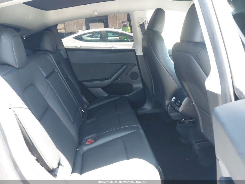 2023 TESLA MODEL Y ELECTRIC(VIN: 7SAYGDEE6PF926881