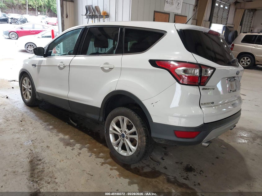 2017 FORD ESCAPE auction photo 3