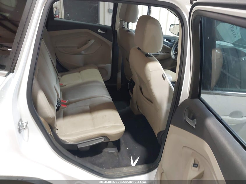 2017 FORD ESCAPE auction photo 8