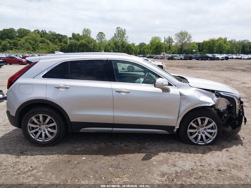 2022 Cadillac Xt4 Fwd Premium Luxury VIN: 1GYFZCR42NF119934 Lot: 45188439