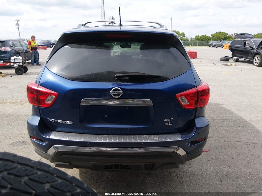2018 NISSAN PATHFINDER SL · Фото 16