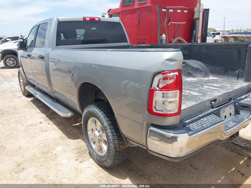 Vin: 3c6ur5jj3pg562046, lot: 45686253, ram 2500 big horn  4x4 8' box 20233