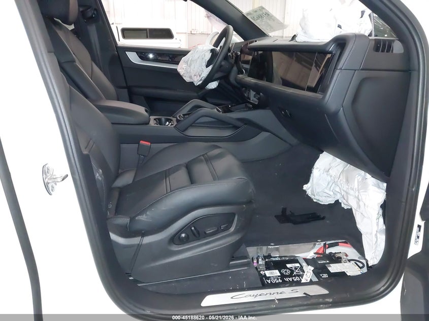 2026 PORSCHE CAYENNE 4.0L V-8 DI, DOHC, V(VIN: WP1AL2AY9TDA15281