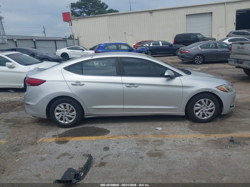 VIN 5NPD74LFXHH134629 2017 HYUNDAI ELANTRA SE