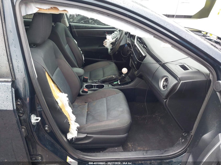 VIN 2T1BURHE3HC930820 2017 TOYOTA COROLLA LE