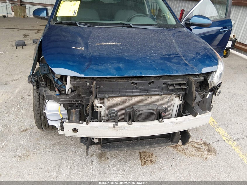2019 KIA NIRO auction photo 6