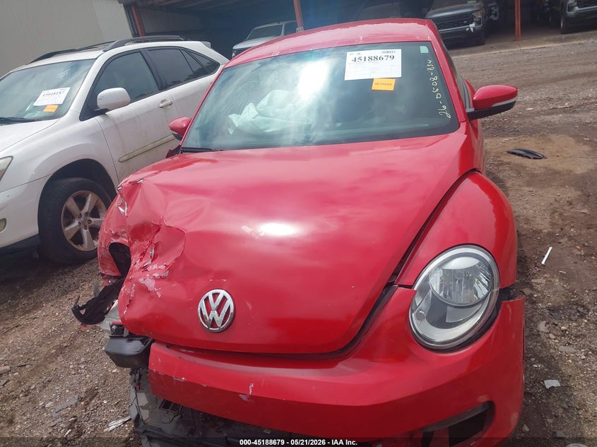 2012 Volkswagen Beetle 2.5L VIN: 3VWJP7AT4CM612573 Lot: 45188679