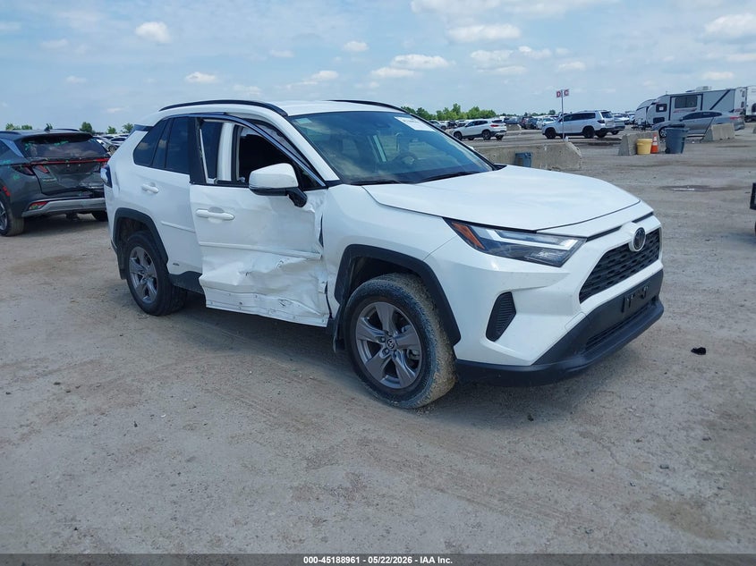 TOYOTA RAV4 HYBRID XLE 2025