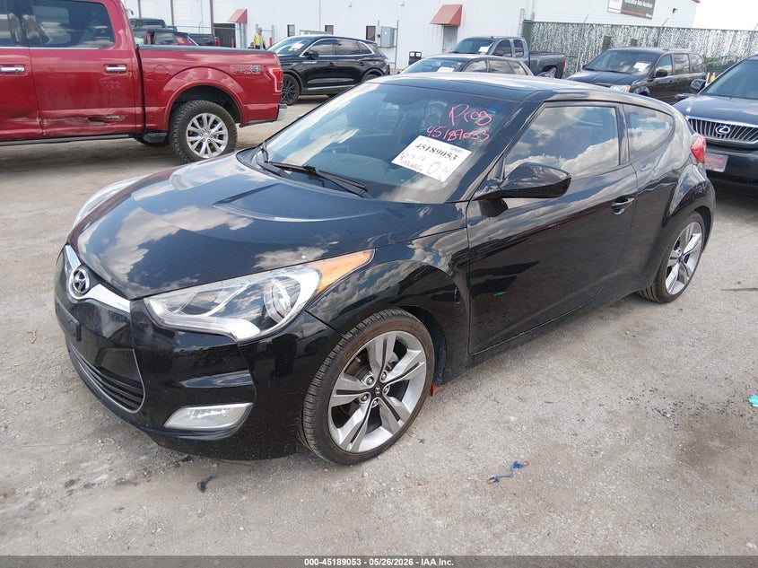 Vin: kmhtc6ad8cu024404, lot: 45686765, hyundai veloster base w/red/black 20122
