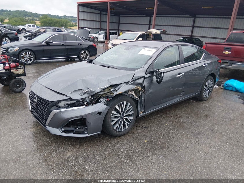 2024 NISSAN ALTIMA auction photo 2