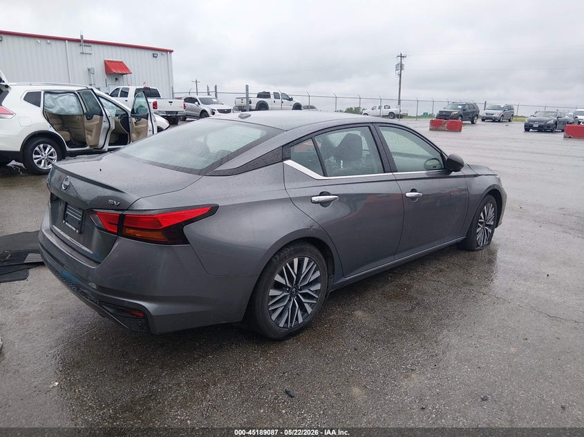 2024 NISSAN ALTIMA auction photo 4