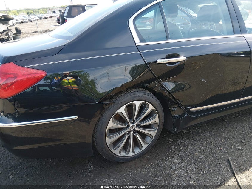 2013 Hyundai Genesis 5.0 R-Spec VIN: KMHGC4DH3DU241705 Lot: 45189105