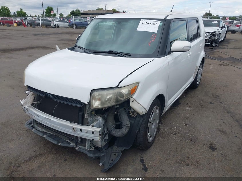 Vin: jtlze4fexej056214, lot: 45686873, scion xb 20142